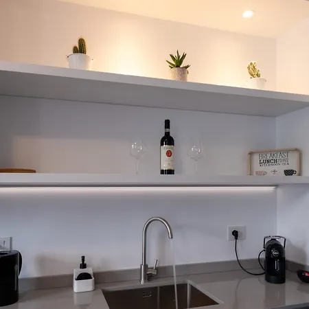 Casa Mael - Spacious Lakefront Flat アパート リエルナ