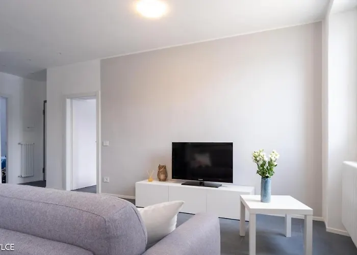 Апартаменты Casa Mael - Lakefront Flat Льерна